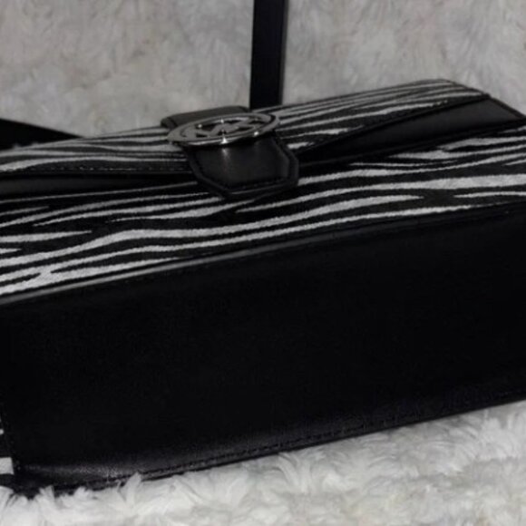 Michael Kors Black and White Zebra Print Women's Bag - Picture 5 of 6